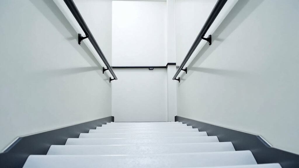 Tableau comparatif des aides financières pour monte-escalier à Camon