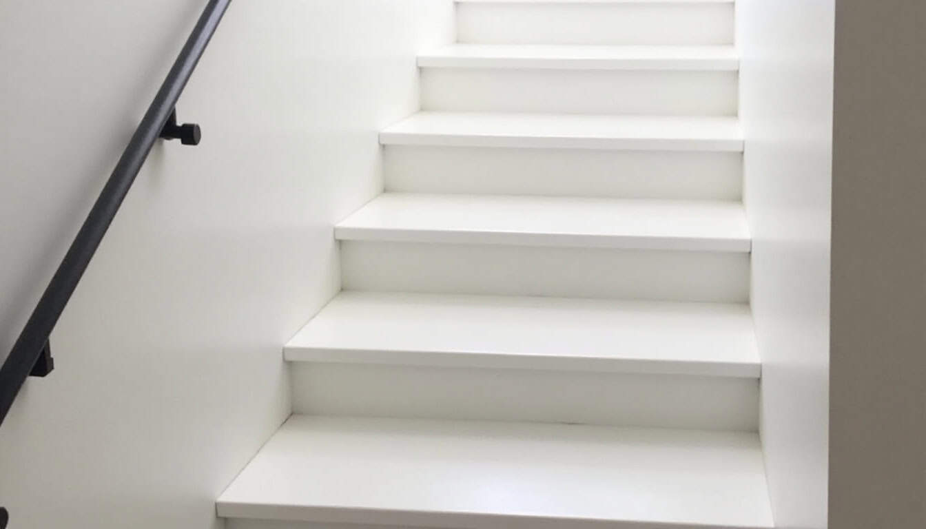 Votre monte-escalier à Auchy-les-Mines en 2026 : confort retrouvé